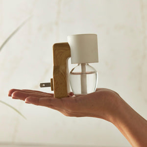 EHREE Scent Bottle + Plug-In